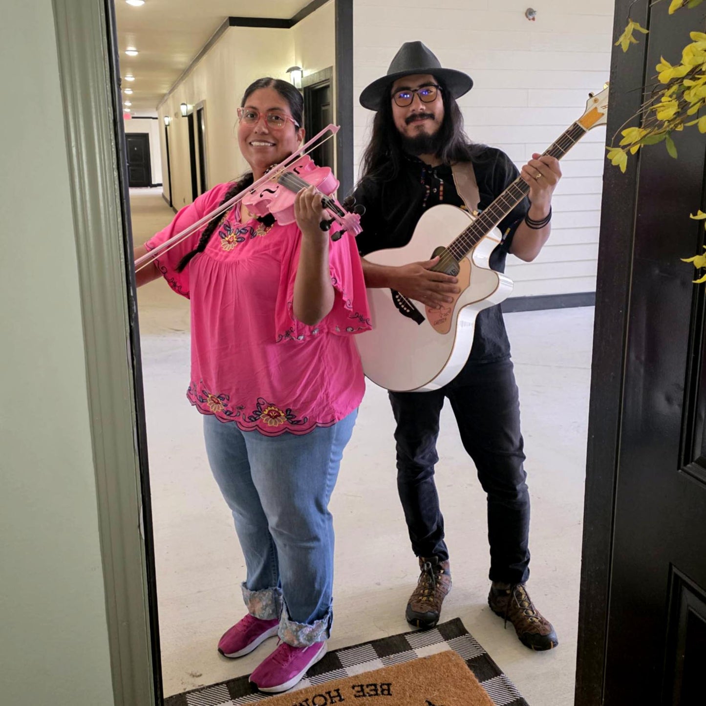 Mother’s Day Doorstep Violin Serenata + $20 Gift Card - Hutto, TX